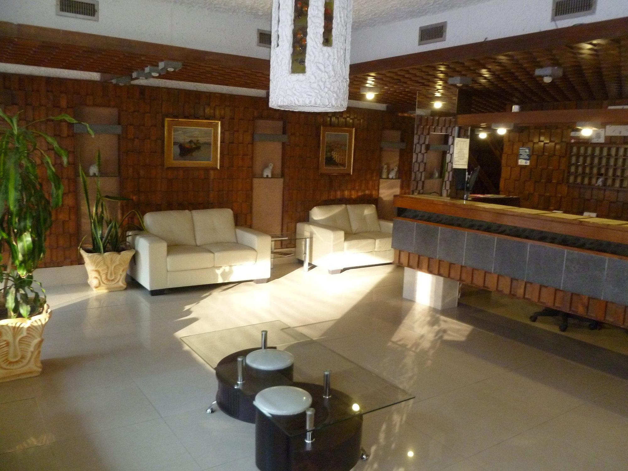 Punta Del Este Shelton Hotel Exteriör bild